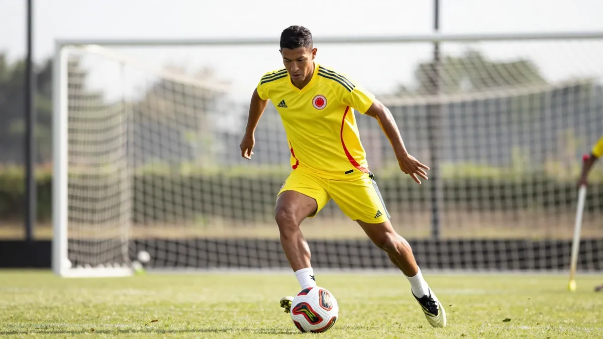 La Selección Colombia ha llamado a 26 futbolistas para iniciar su renovación tras el Mundial con tres amistosos...